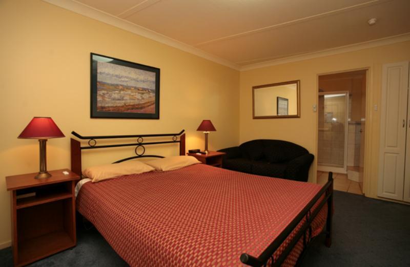 Eight Spence Motel Warrnambool Exterior photo