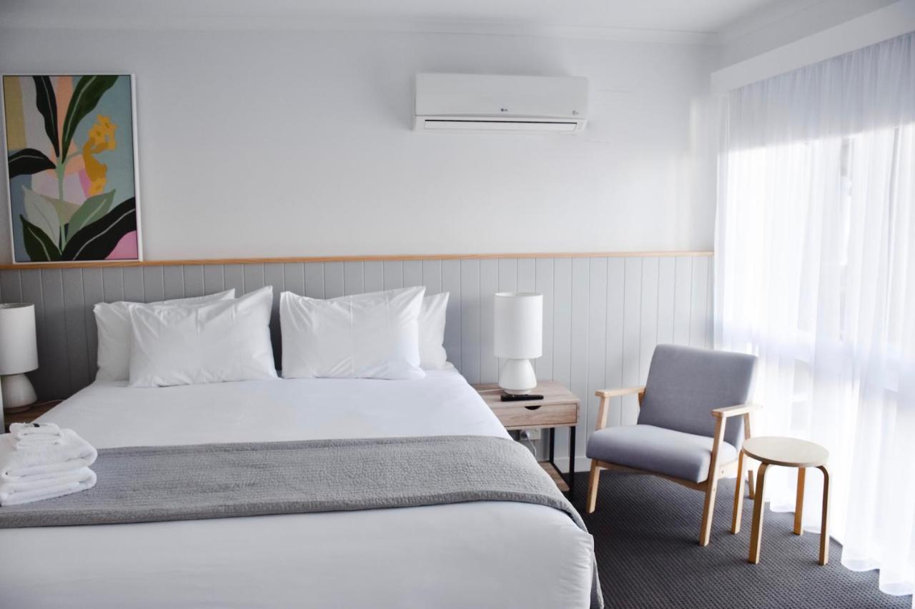 Eight Spence Motel Warrnambool Exterior photo